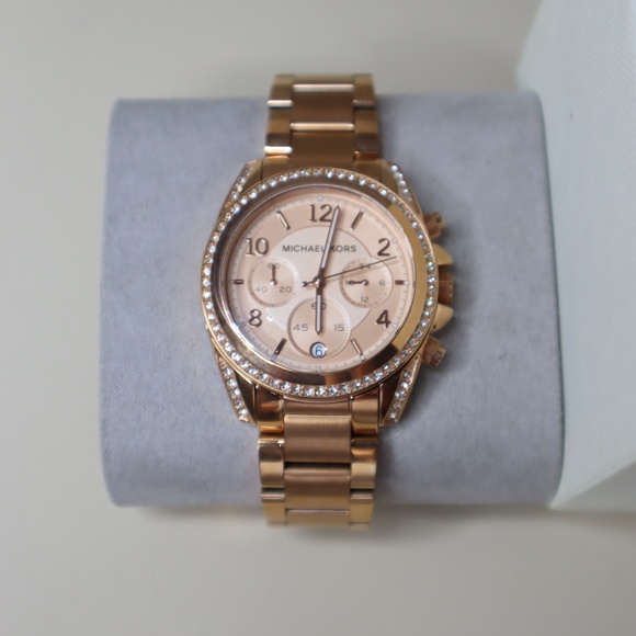 ✨ Michael Kors Rose Gold Watch | Elegant & Luxe ✨ main image 6
